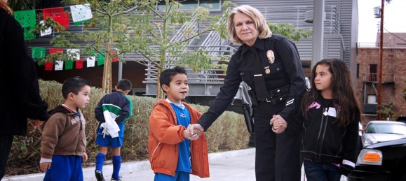 Pal-web-pics---brooksey-shakes-hands-with-kid